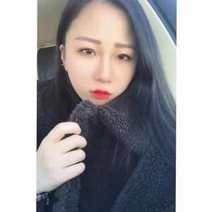 Meet your Posher, Rita